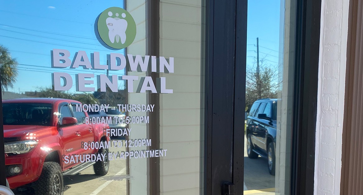 Baldwin Family Dental front door