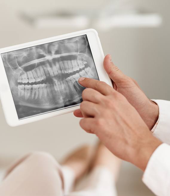 Digital x-rays on tablet computer